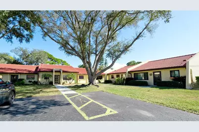 1225 56th Street W, Bradenton, FL 34209 - Photo 1
