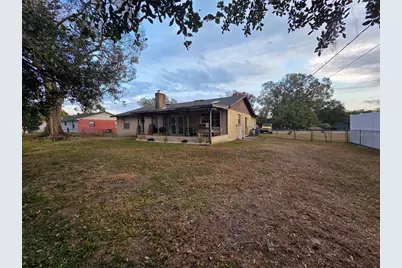 239 Connie Lee Court, Lakeland, FL 33809 - Photo 3