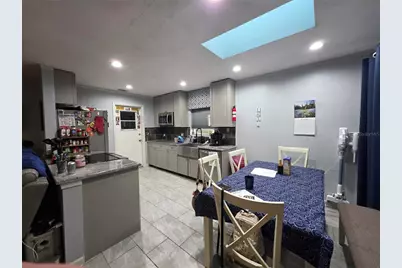 239 Connie Lee Court, Lakeland, FL 33809 - Photo 5