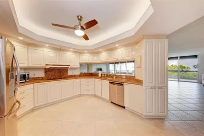 2120 Harbourside Drive #612, Longboat Key, FL 34228 - Photo 13