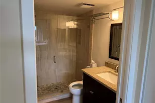 5631 Ashton Lake Dr, Sarasota, FL 34231 - Photo 15