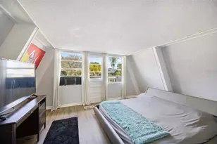 900 Riverside Dr, Tarpon Springs, FL 34689 - Photo 17