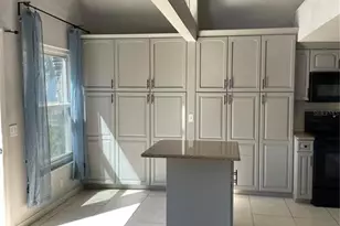 900 Riverside Dr, Tarpon Springs, FL 34689 - Photo 9