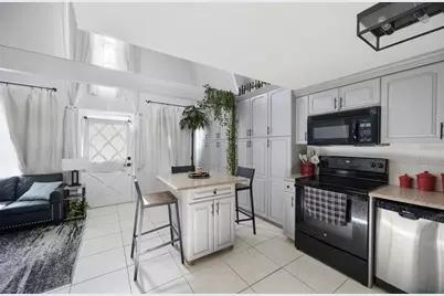 900 Riverside Drive, Tarpon Springs, FL 34689 - Photo 7