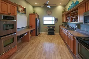 801 Waterside Ln, Bradenton, FL 34209 - Photo 55