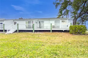 801 Waterside Ln, Bradenton, FL 34209 - Photo 17