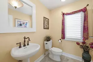 4221 Escondito Cir, Sarasota, FL 34238 - Photo 37