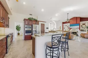 4221 Escondito Cir, Sarasota, FL 34238 - Photo 19