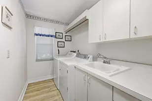 4221 Escondito Cir, Sarasota, FL 34238 - Photo 31