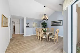 4221 Escondito Cir, Sarasota, FL 34238 - Photo 21