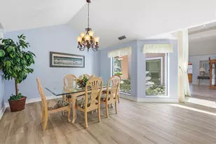 4221 Escondito Cir, Sarasota, FL 34238 - Photo 15