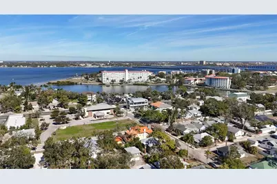 610 19th Street W, Bradenton, FL 34205 - Photo 69