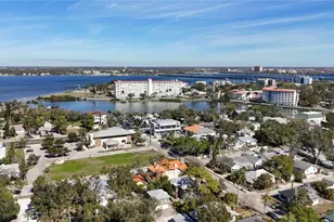 610 19th St W, Bradenton, FL 34205 - Photo 69