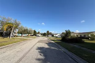 2311 15th St W, Palmetto, FL 34221 - Photo 53