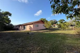 2311 15th St W, Palmetto, FL 34221 - Photo 11