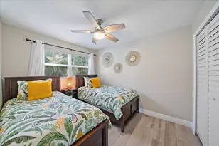 3710 Iroquois Ave, Sarasota, FL 34234 - Photo 17