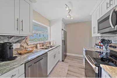 3710 Iroquois Avenue, Sarasota, FL 34234 - Photo 25