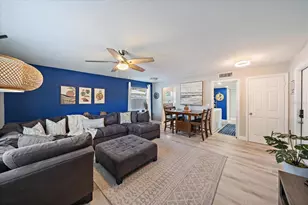 3710 Iroquois Ave, Sarasota, FL 34234 - Photo 3