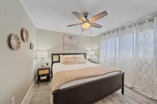 3710 Iroquois Ave, Sarasota, FL 34234 - Photo 33