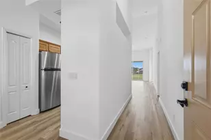 803 Fairwaycove Ln, Bradenton, FL 34212 - Photo 5