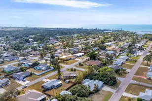 1264 Porpoise Rd, Venice, FL 34293 - Photo 31