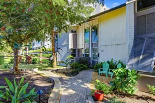 1201 E Peppertree Dr, Sarasota, FL 34242 - Photo 1