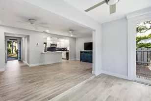 1201 E Peppertree Dr, Sarasota, FL 34242 - Photo 11