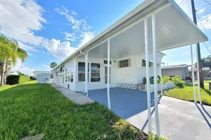 321 3rd St Dr W, Palmetto, FL 34221 - Photo 1