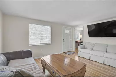 4514 S Lockwood Ridge Road, Sarasota, FL 34231 - Photo 3