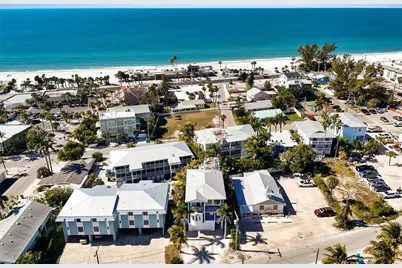 206 Church Avenue, Bradenton Beach, FL 34217 - Photo 95