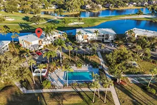 7193 W Country Club Dr N, Sarasota, FL 34243 - Photo 3