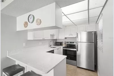 7193 W Country Club Drive N #140, Sarasota, FL 34243 - Photo 7