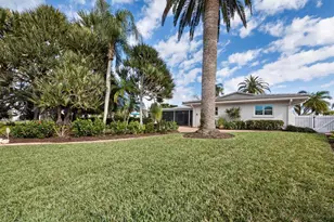 513 Outrigger Ln, Longboat Key, FL 34228 - Photo 39