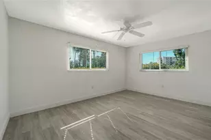 4750 Gulf of Mexico Dr, Longboat Key, FL 34228 - Photo 21