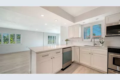 4750 Gulf Of Mexico Drive #Villa 8, Longboat Key, FL 34228 - Photo 15