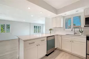 4750 Gulf of Mexico Dr, Longboat Key, FL 34228 - Photo 15