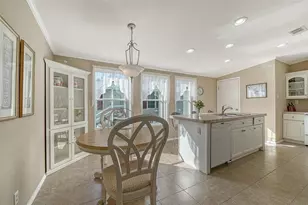 112 Oakwood Blvd W, Sarasota, FL 34237 - Photo 5