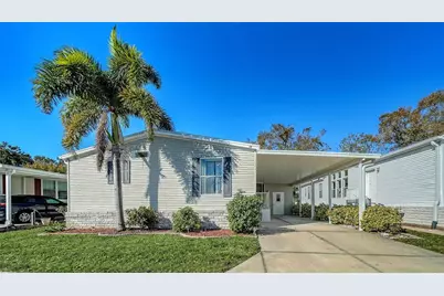 112 Oakwood Boulevard W, Sarasota, FL 34237 - Photo 1