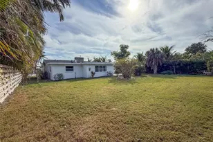 510 69th St, Holmes Beach, FL 34217 - Photo 5