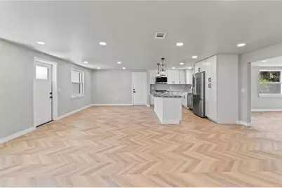 510 69th Street, Holmes Beach, FL 34217 - Photo 11