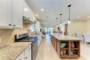 5381 Sundew Dr, Sarasota, FL 34238 - Photo 9
