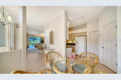 9559 Forest Hills Circle, Sarasota, FL 34238 - Photo 9