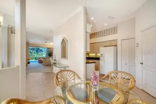 9559 Forest Hills Cir, Sarasota, FL 34238 - Photo 9