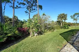 9559 Forest Hills Cir, Sarasota, FL 34238 - Photo 33