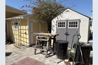 5136 Hidden Springs Avenue, Sarasota, FL 34234 - Photo 9