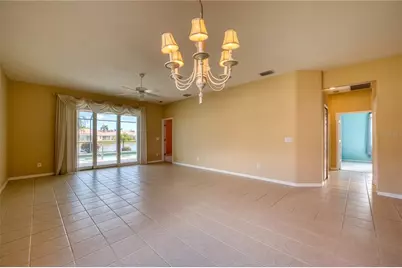 8025 Stirling Falls Circle, Sarasota, FL 34243 - Photo 17