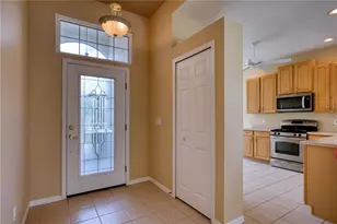 8025 Stirling Falls Cir, Sarasota, FL 34243 - Photo 7