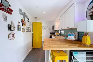 304 29th St, Holmes Beach, FL 34217 - Photo 9