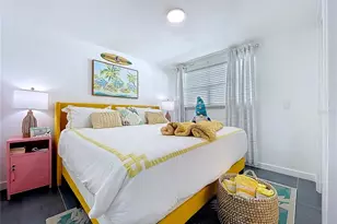 304 29th St, Holmes Beach, FL 34217 - Photo 17