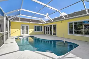 4708 Sweetmeadow Cir, Sarasota, FL 34238 - Photo 3